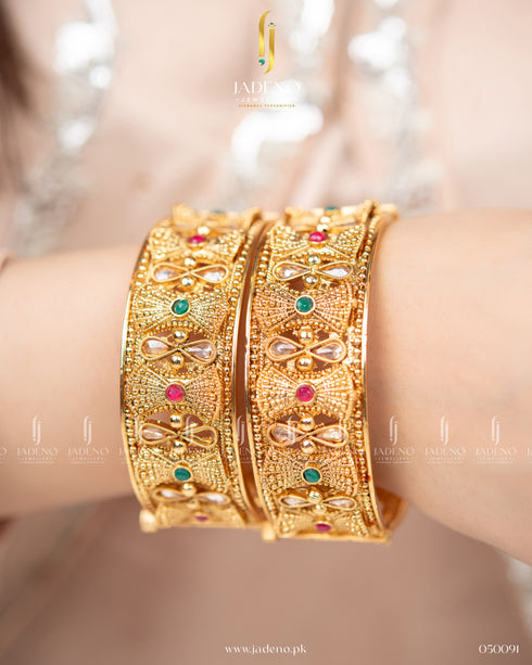 Premium Quality Gold Finished Swadee Bangles